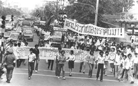 1973年のタイの学生運動、民主主義と王室権力の対立